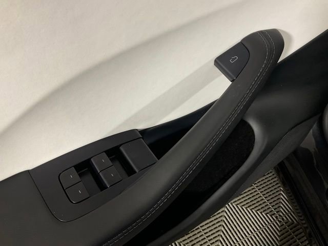 Used 2025 Tesla Model 3 Long Range RWD image 23