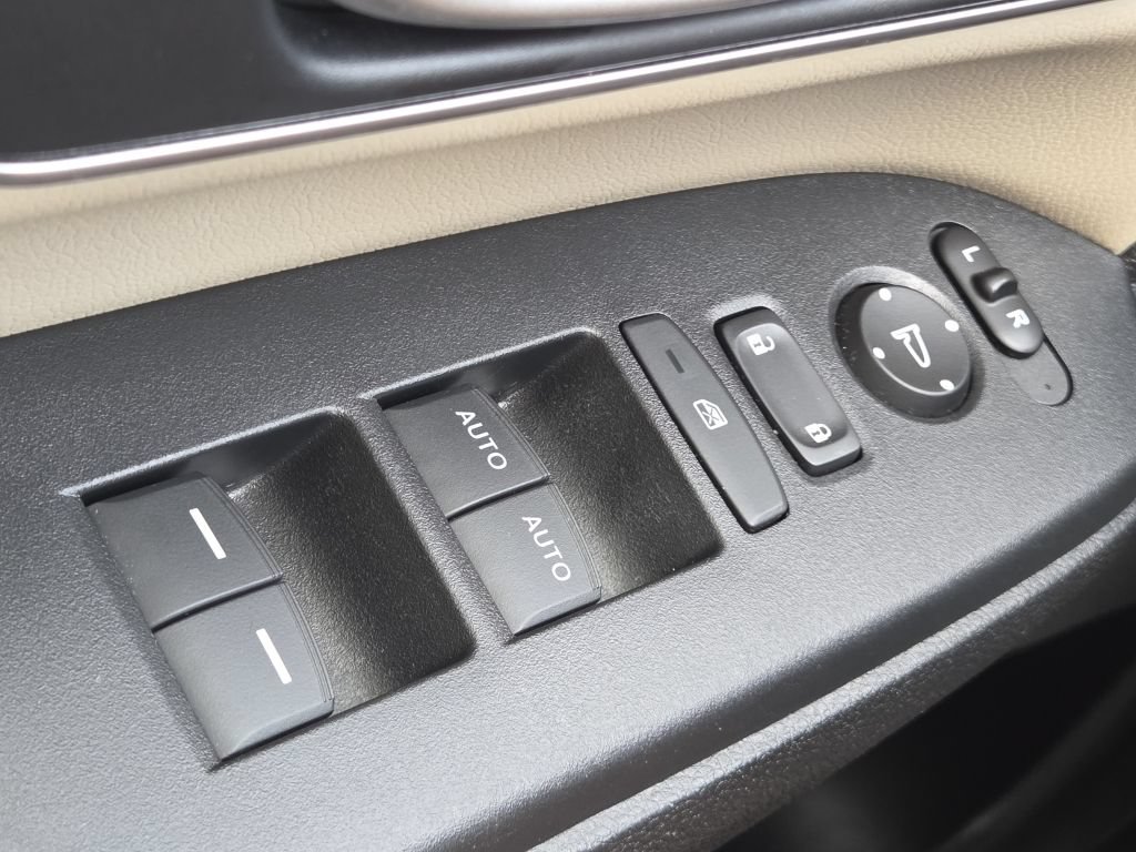Used 2020 Honda CR-V EX-L image 8