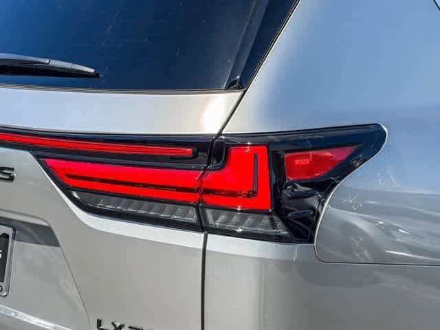 New 2026 Lexus LX 700h Luxury AWD/4WD image 30