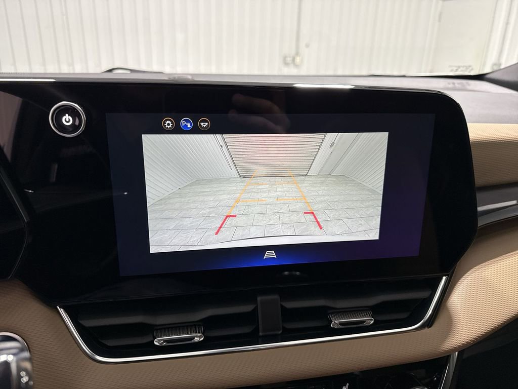Used 2025 Chevrolet Equinox ACTIV image 15