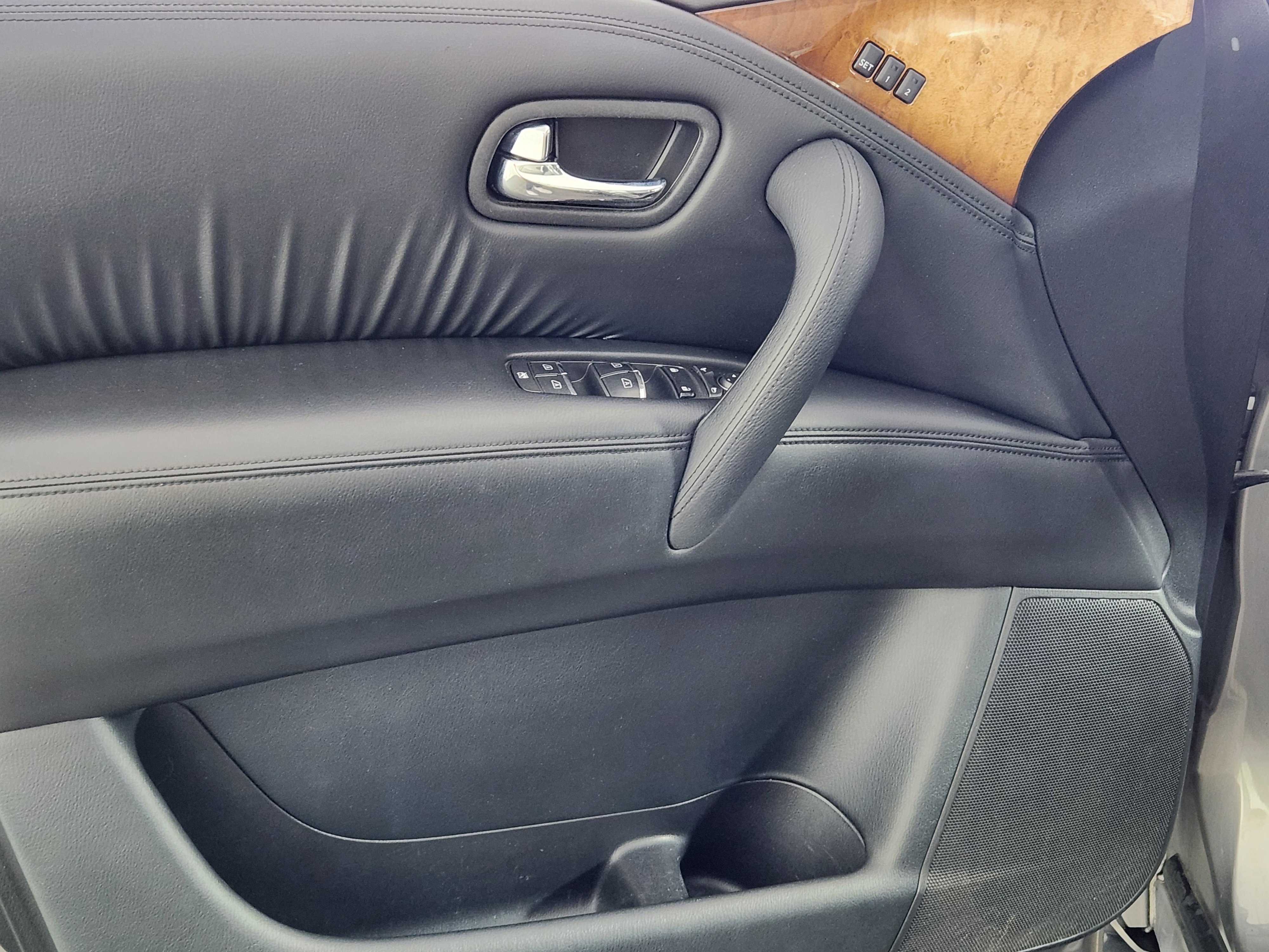 Used 2013 INFINITI QX56 4WD w/ Theater Pkg image 17