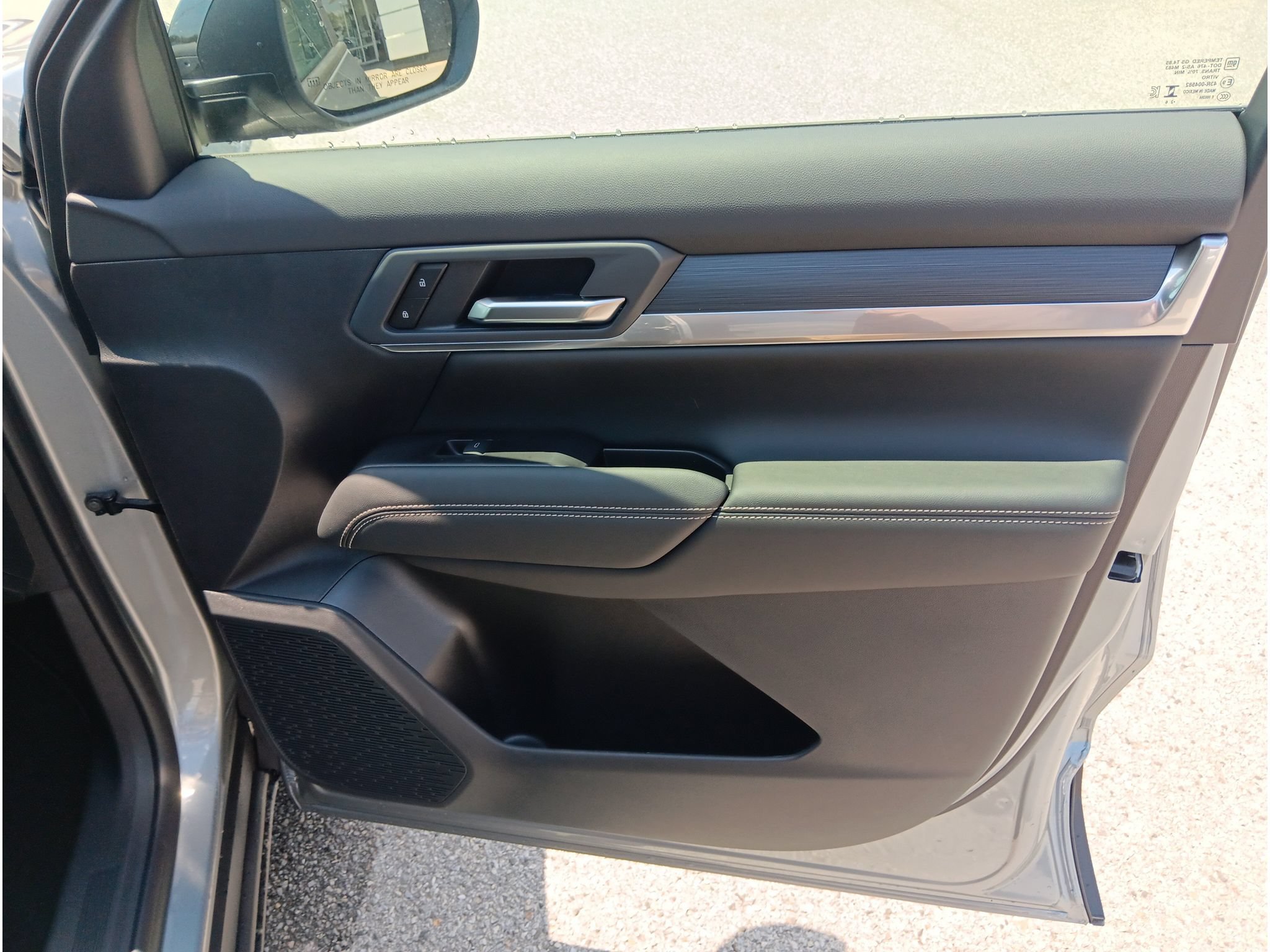 New 2027 GMC Terrain Elevation FWD image 18