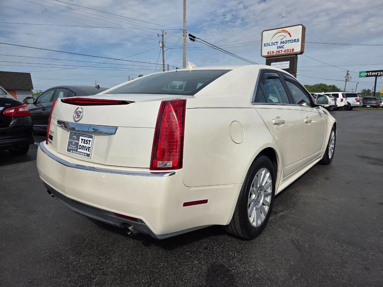 Used 2010 Cadillac CTS Luxury image 5