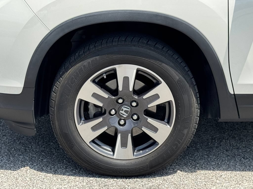 Used 2017 Honda Ridgeline RTL-T image 38