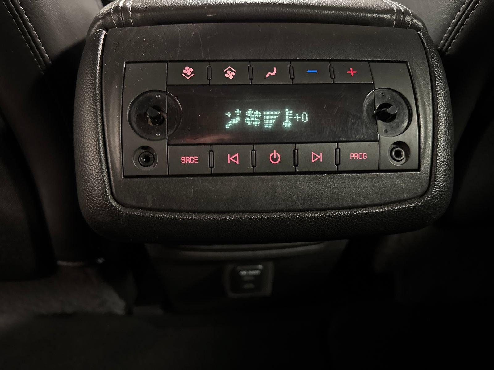 Used 2015 GMC Acadia Denali AWD/4WD image 27