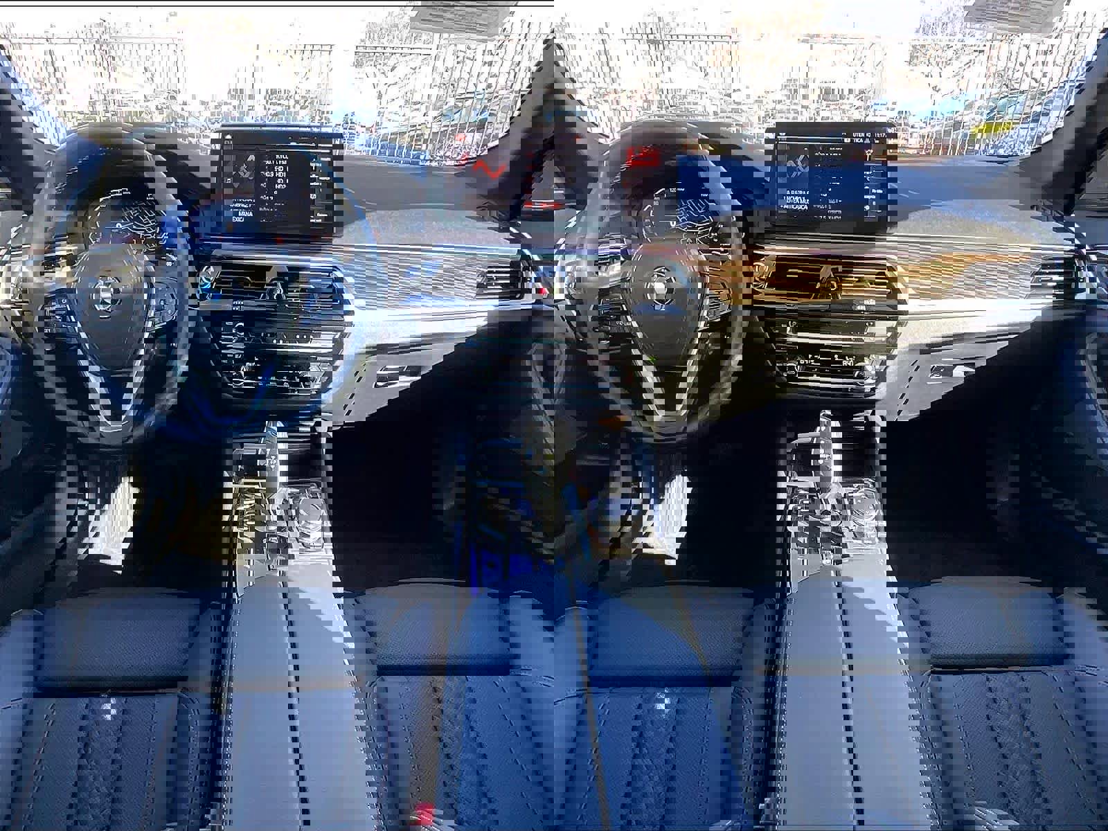 Used 2023 BMW 540i w/ Premium Package image 19