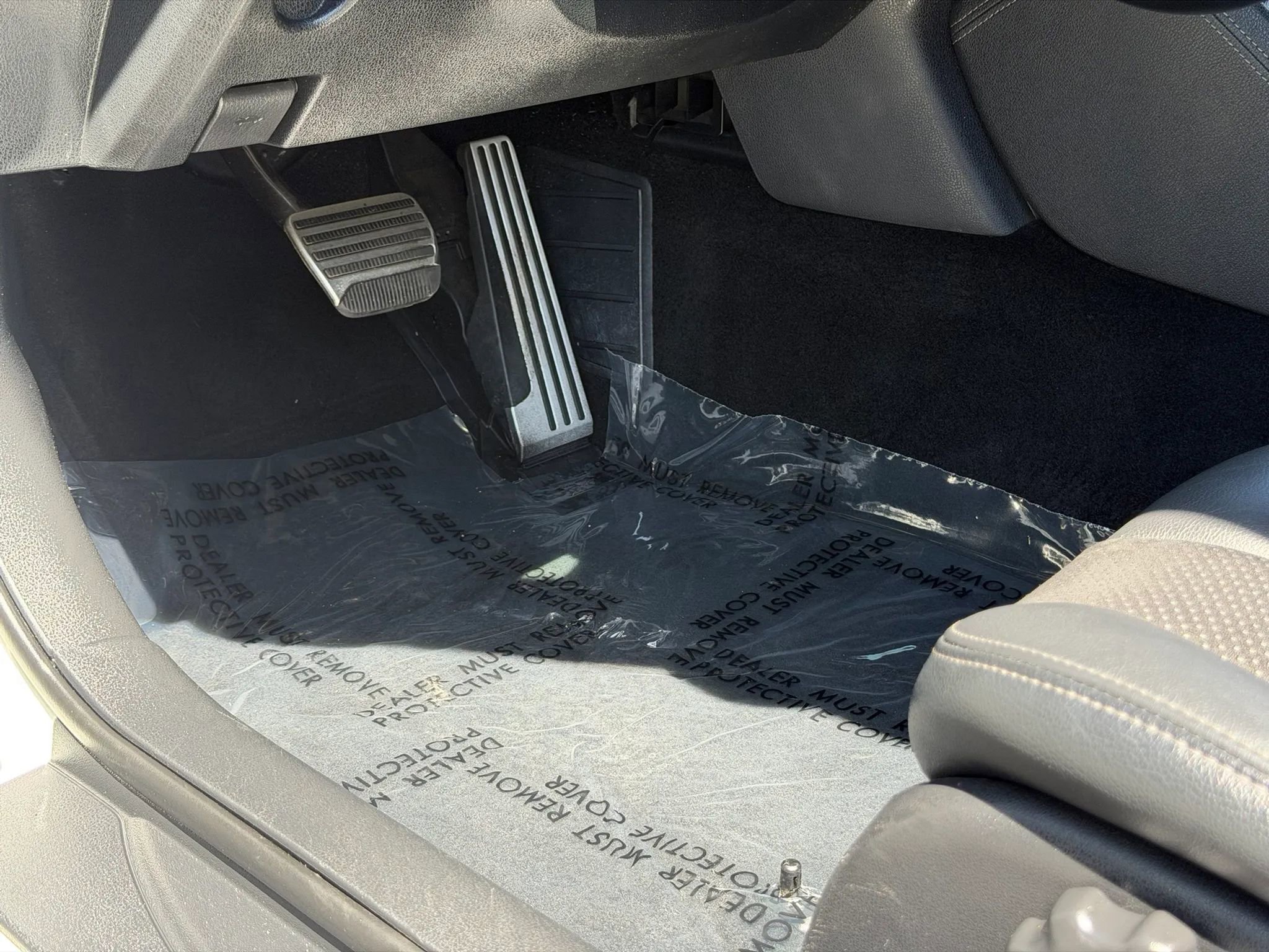 Used 2020 Nissan 370Z Touring Sport image 19