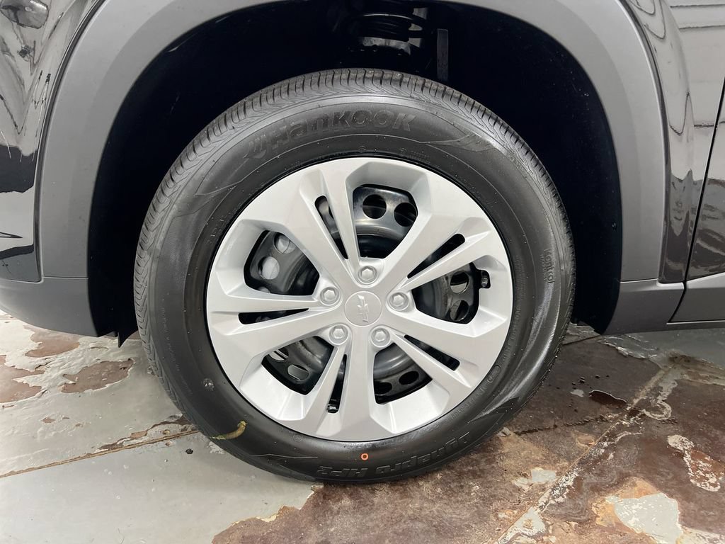 New 2026 Chevrolet Trax LS FWD image 26