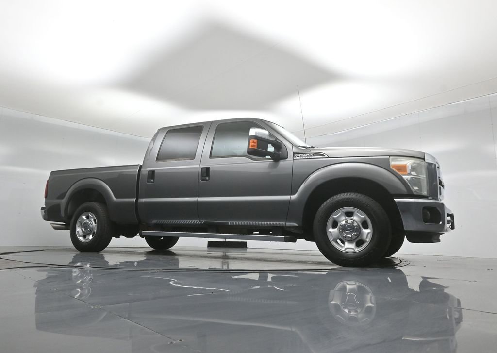 Used 2011 Ford F250 XLT w/ XLT Premium Pkg RWD image 3