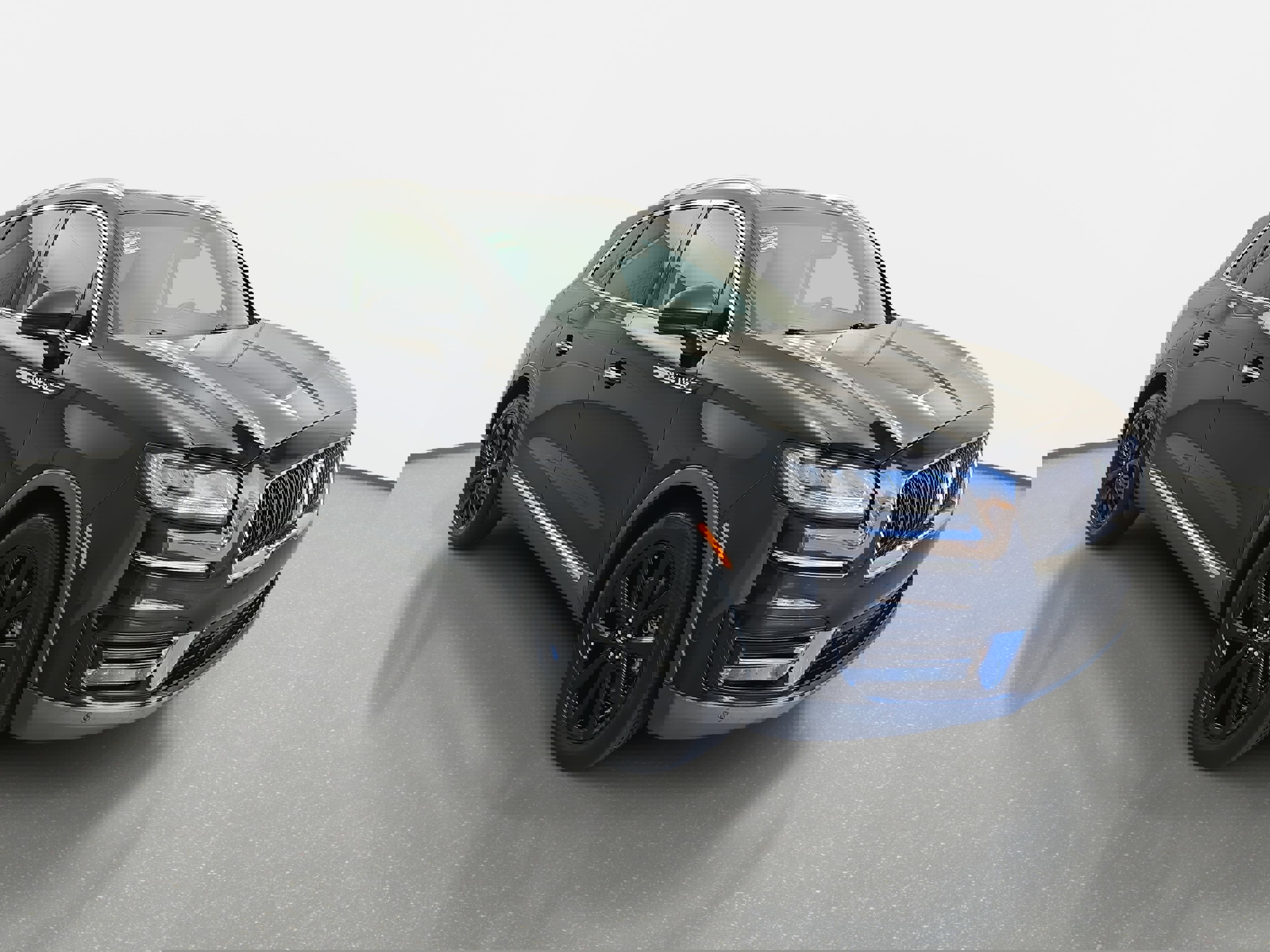 Used 2020 Lincoln Nautilus Reserve w/ Equipment Group 201A image 3