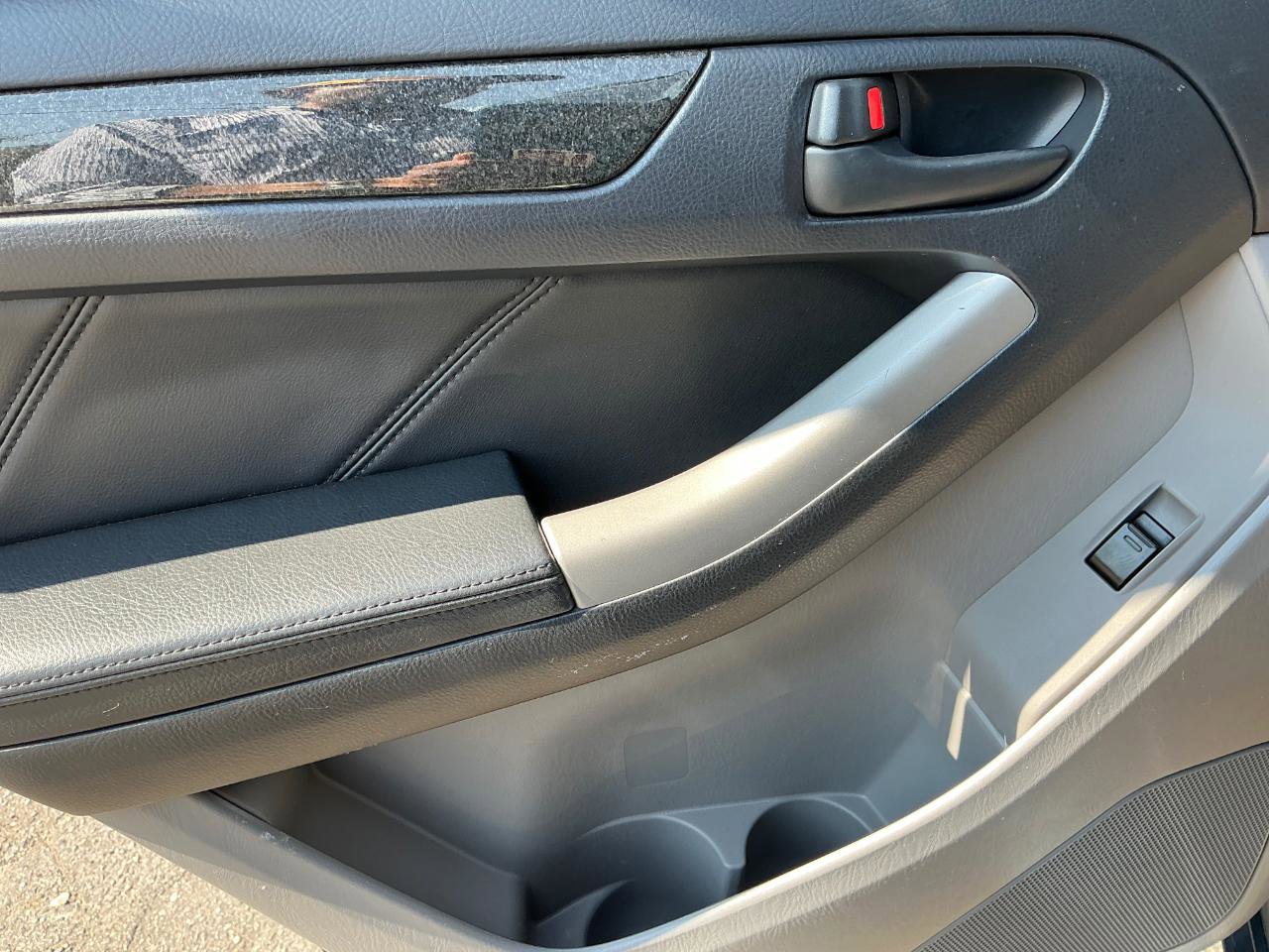 Used 2005 Toyota 4Runner Limited image 15