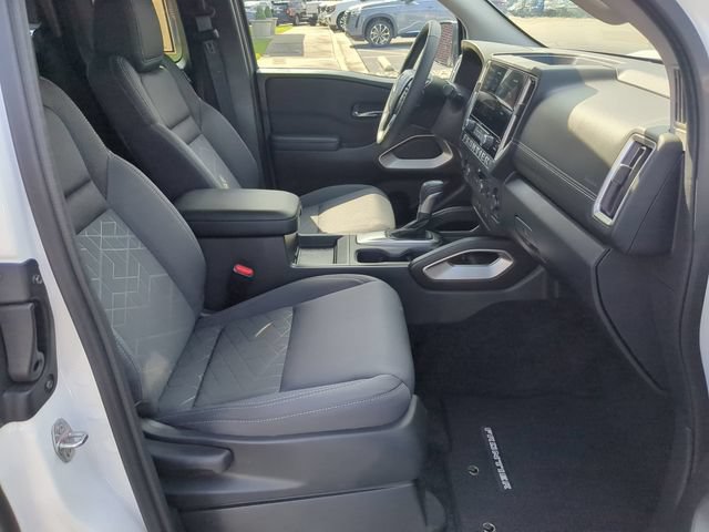 Used 2025 Nissan Frontier SV w/ SV Convenience Package AWD/4WD image 34