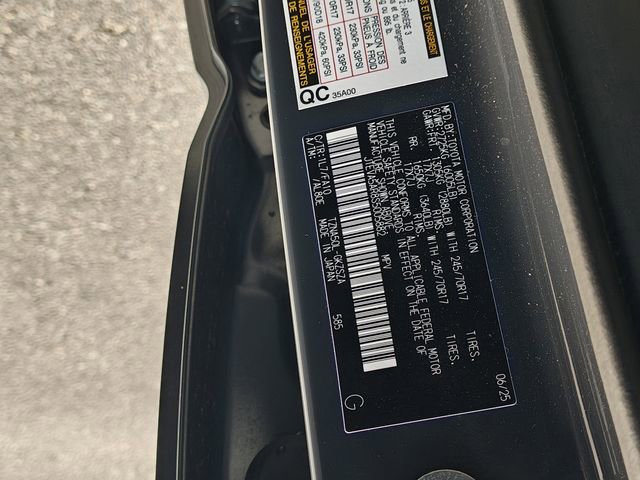 Used 2025 Toyota 4Runner SR5 RWD image 35