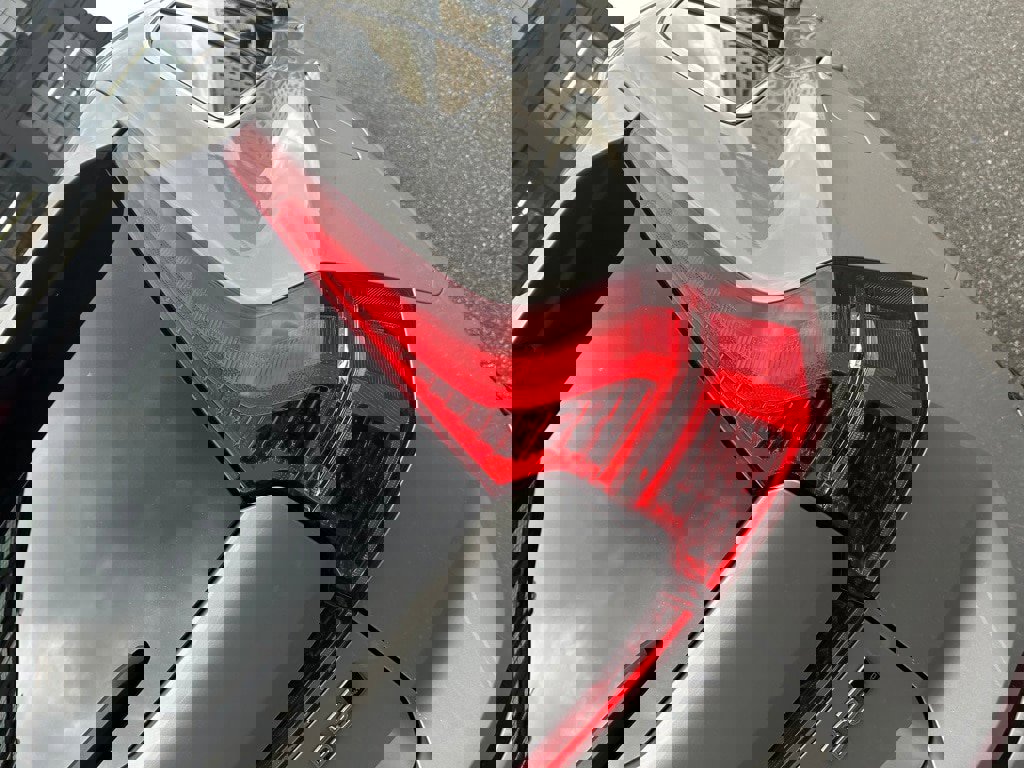 Certified 2022 Volvo XC60 B5 Inscription w/ Advanced Package image 19