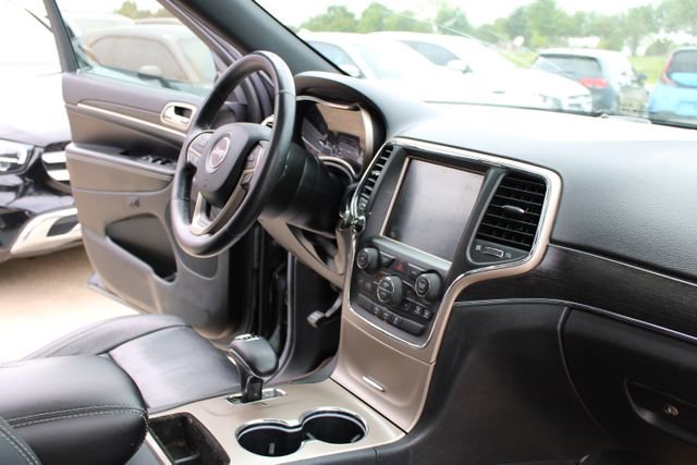 Used 2014 Jeep Grand Cherokee Limited w/ Luxury Group II RWD image 45
