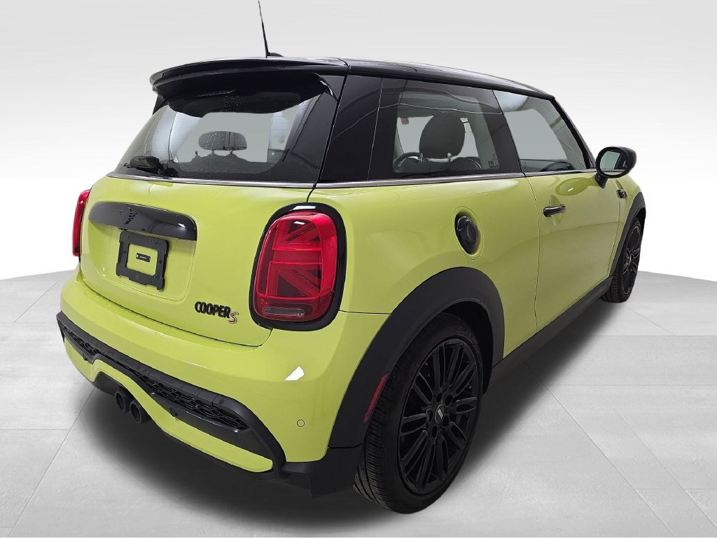 Certified 2024 MINI Cooper S FWD image 9