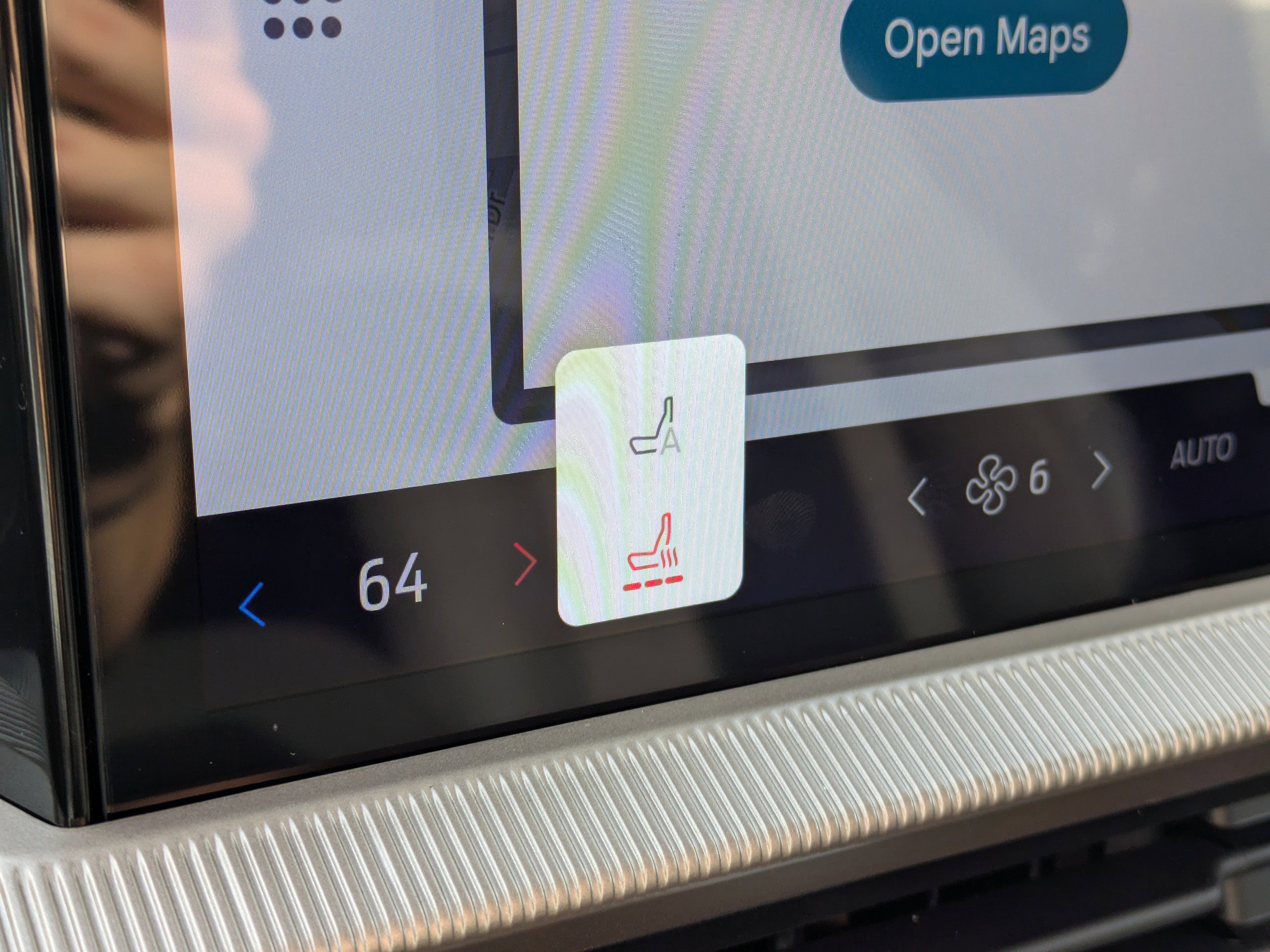 Used 2025 Ford Explorer Active image 25