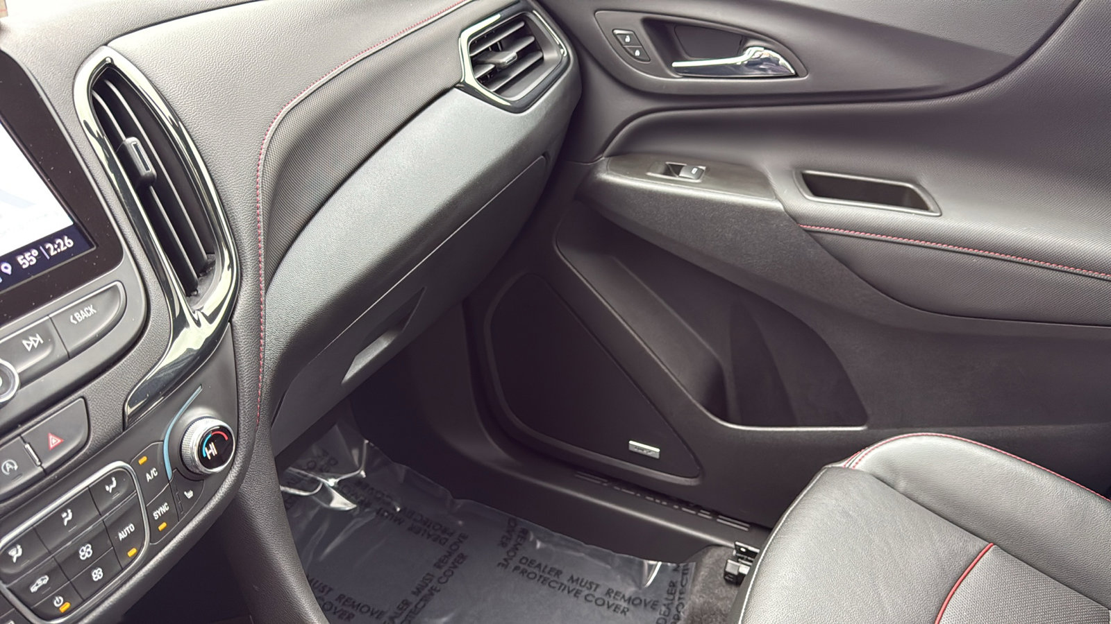 Used 2022 Chevrolet Equinox RS w/ RS Leather Package image 25