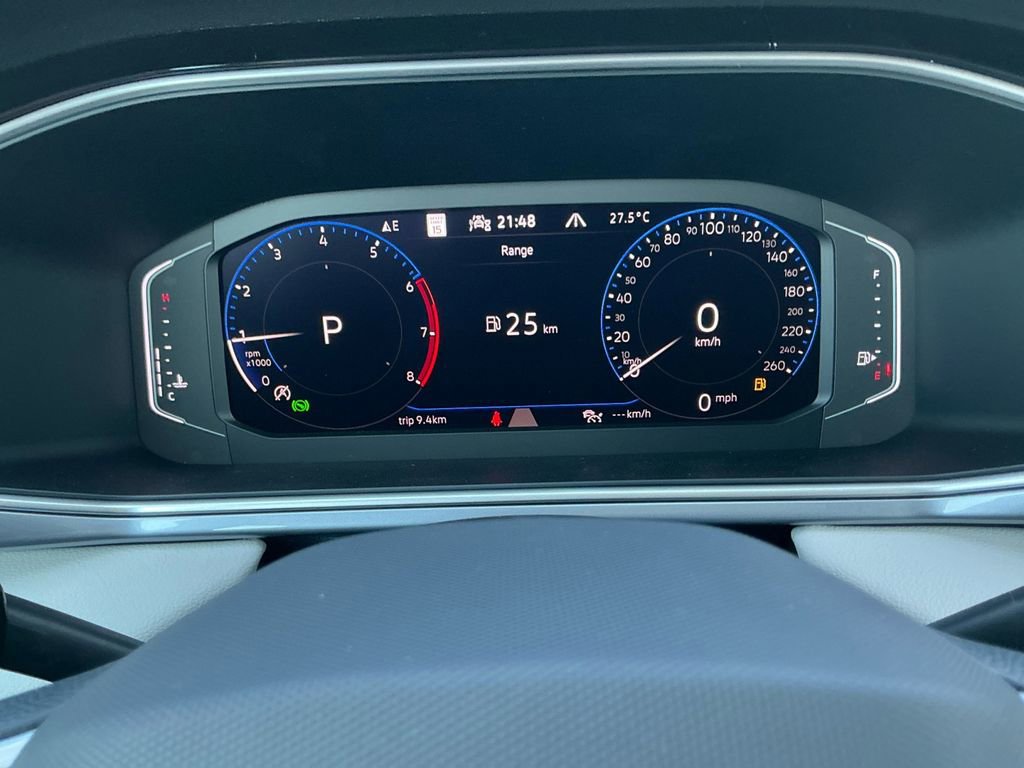 New 2025 Volkswagen Taos SEL image 18