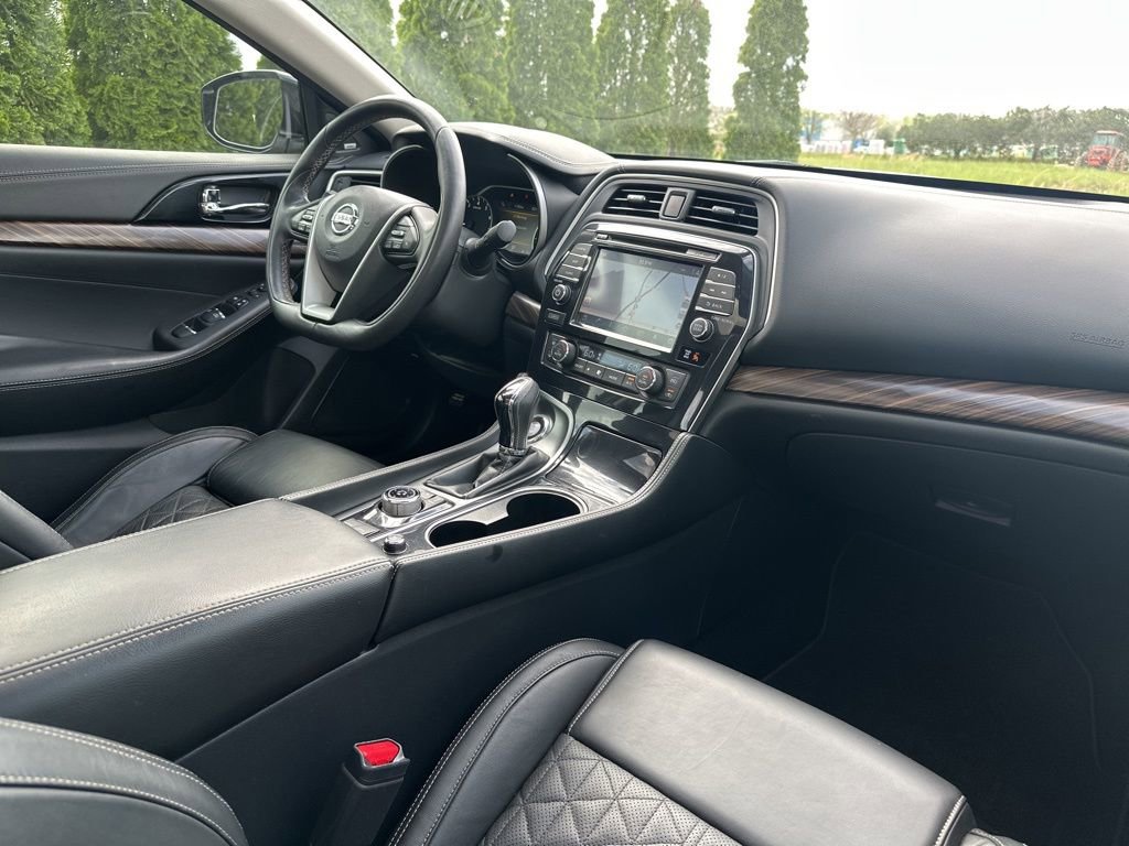 Used 2017 Nissan Maxima Platinum w/ Medallion Package image 39
