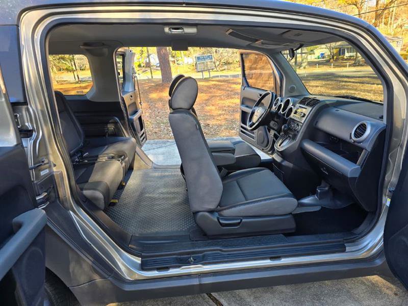 Used 2004 Honda Element EX image 26