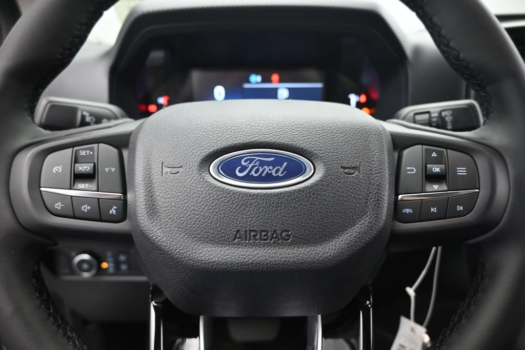 New 2026 Ford Ranger XLT w/ Black Appearance Package AWD/4WD image 10