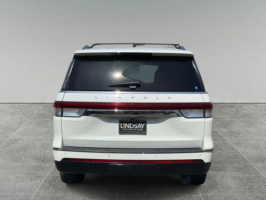 Used 2023 Lincoln Navigator Reserve AWD/4WD image 11