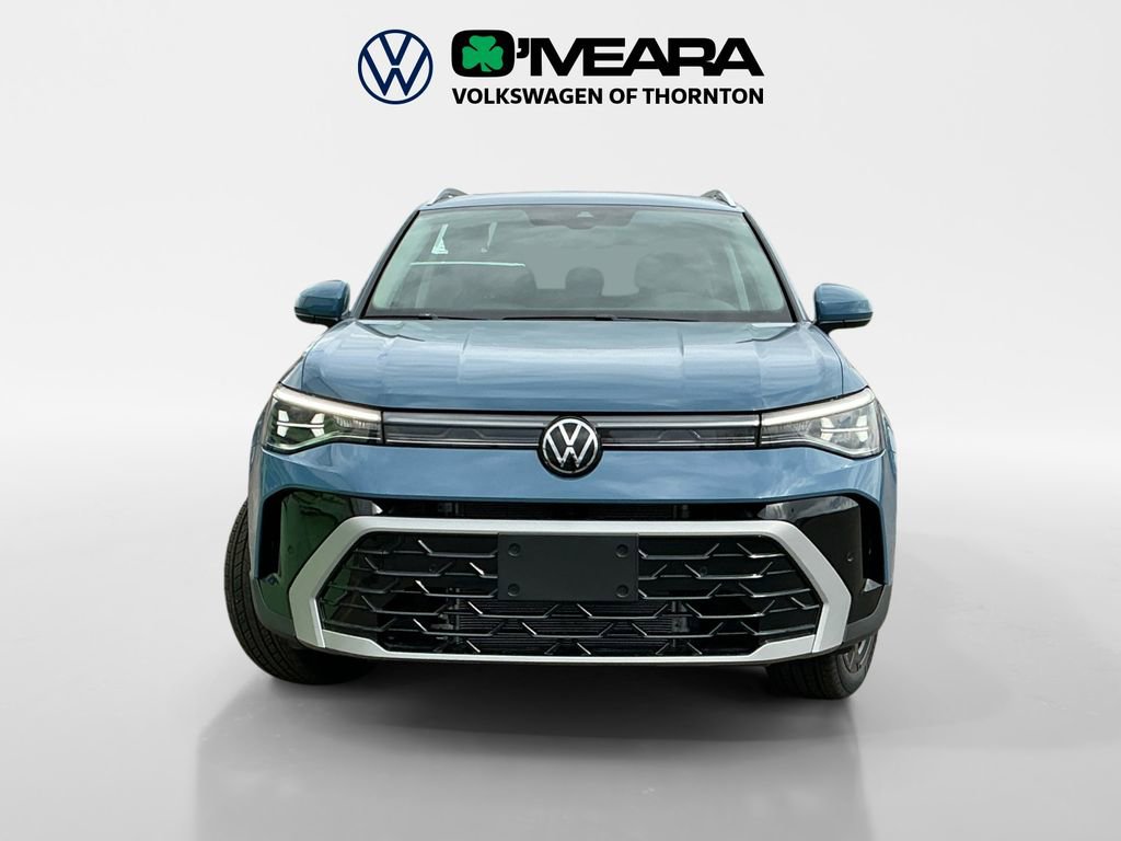 New 2025 Volkswagen Taos SEL image 8