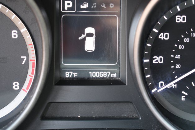 Used 2017 Hyundai Santa Fe Sport FWD image 32