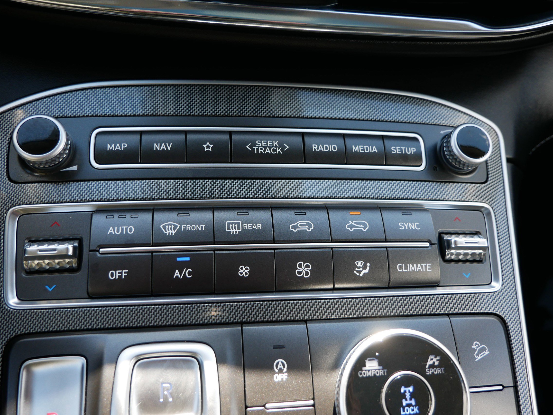 Certified 2023 Hyundai Santa Fe SEL AWD/4WD image 24
