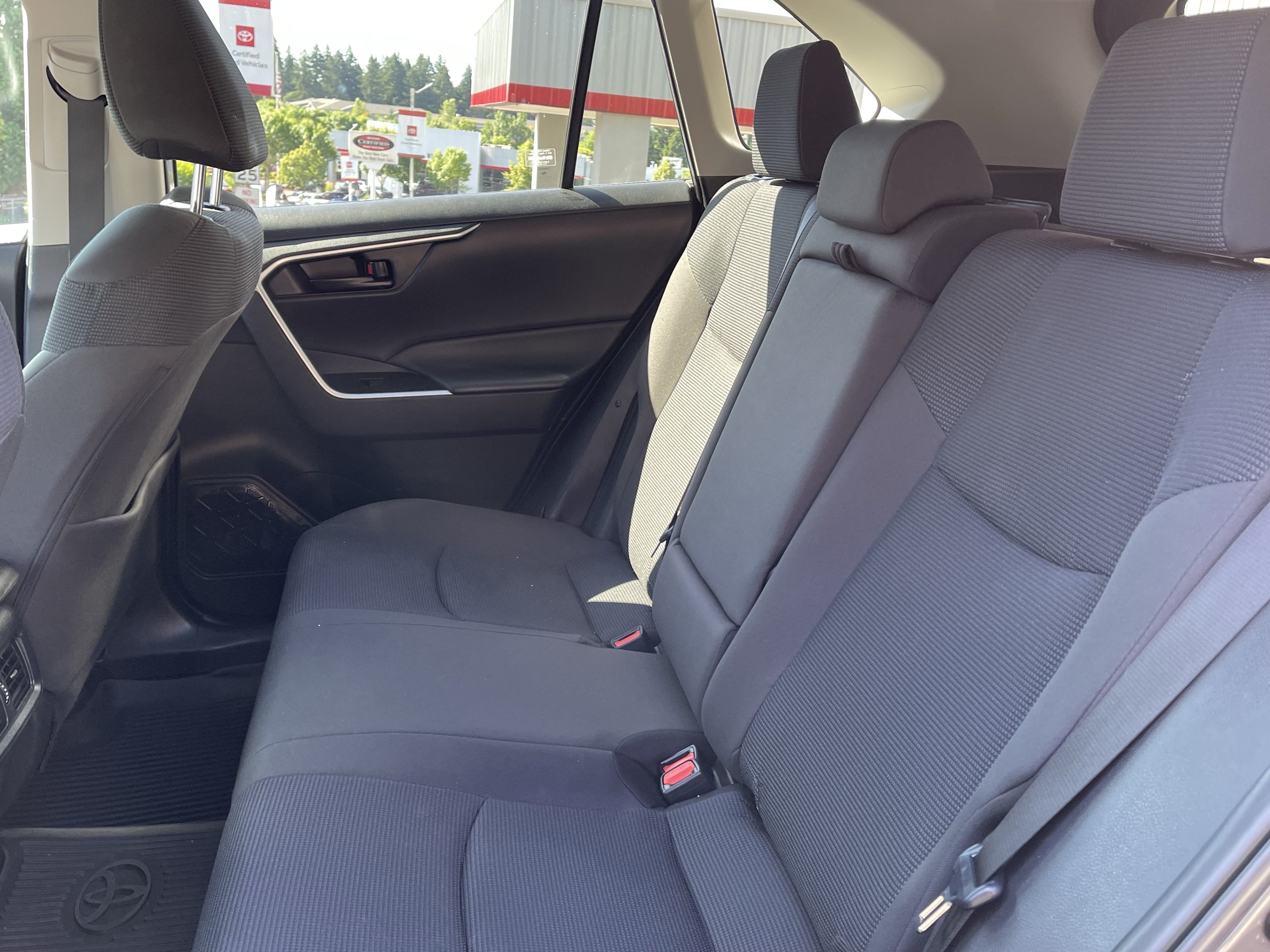 Certified 2024 Toyota RAV4 LE AWD/4WD image 13