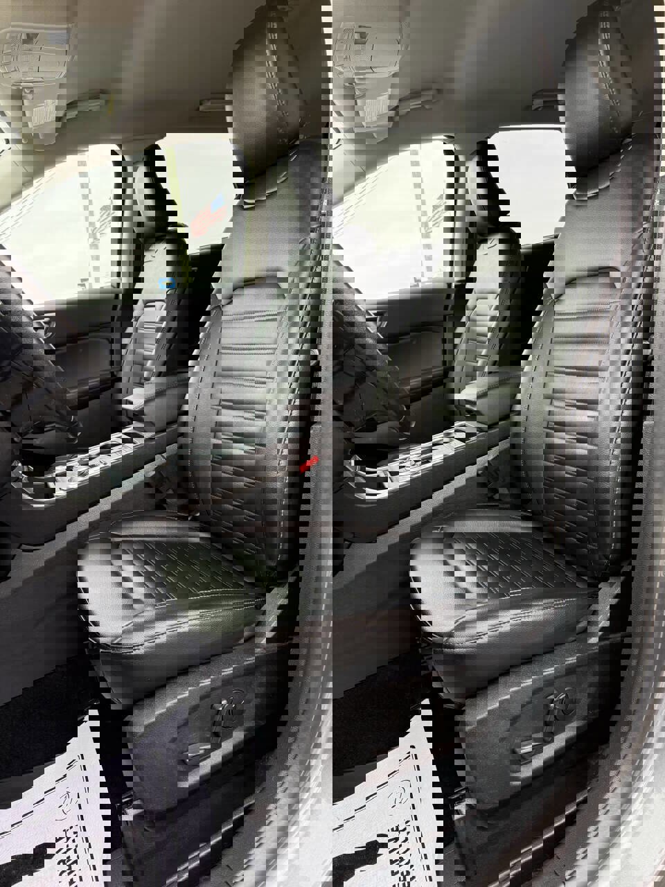 Used 2021 Ford Edge SEL w/ Cargo Accessory Package image 9