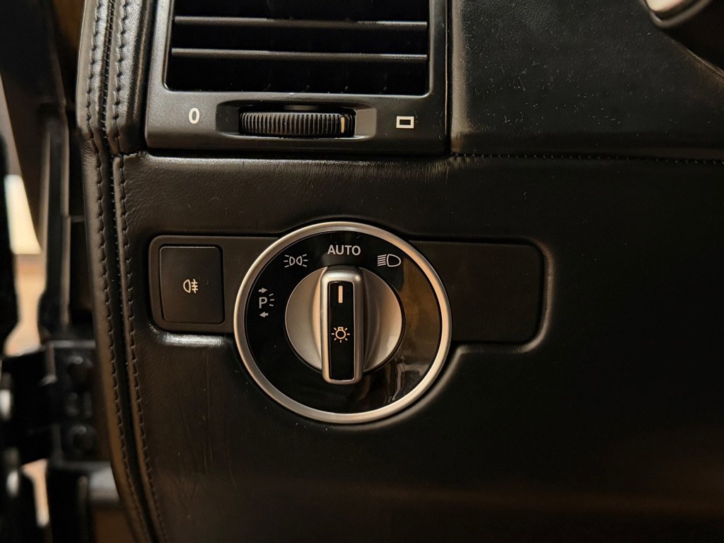 Used 2017 Mercedes-Benz G 65 AMG 4MATIC image 30