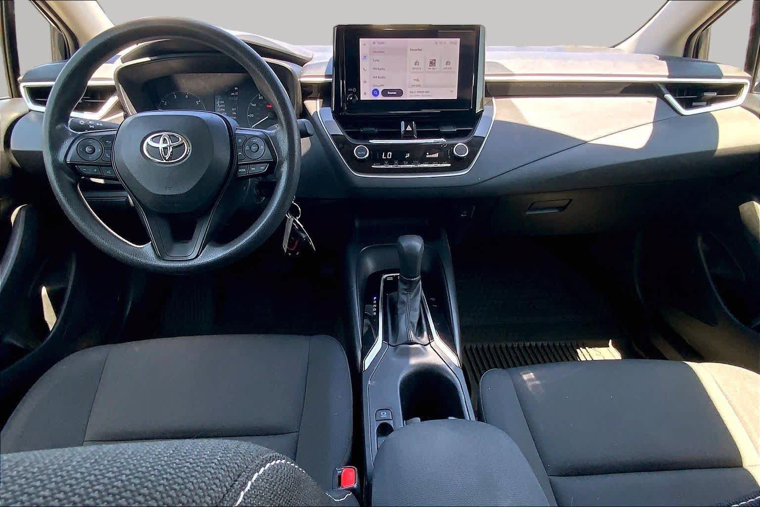 Used 2024 Toyota Corolla LE FWD image 15