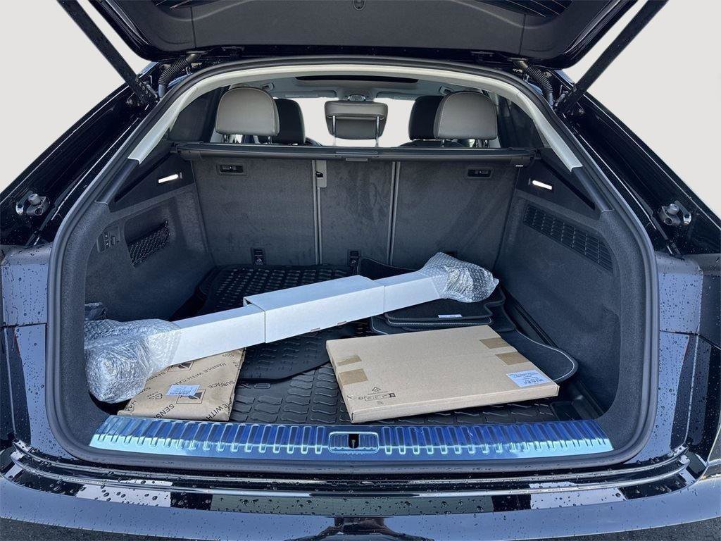 New 2026 Audi Q8 Premium Plus AWD/4WD image 26