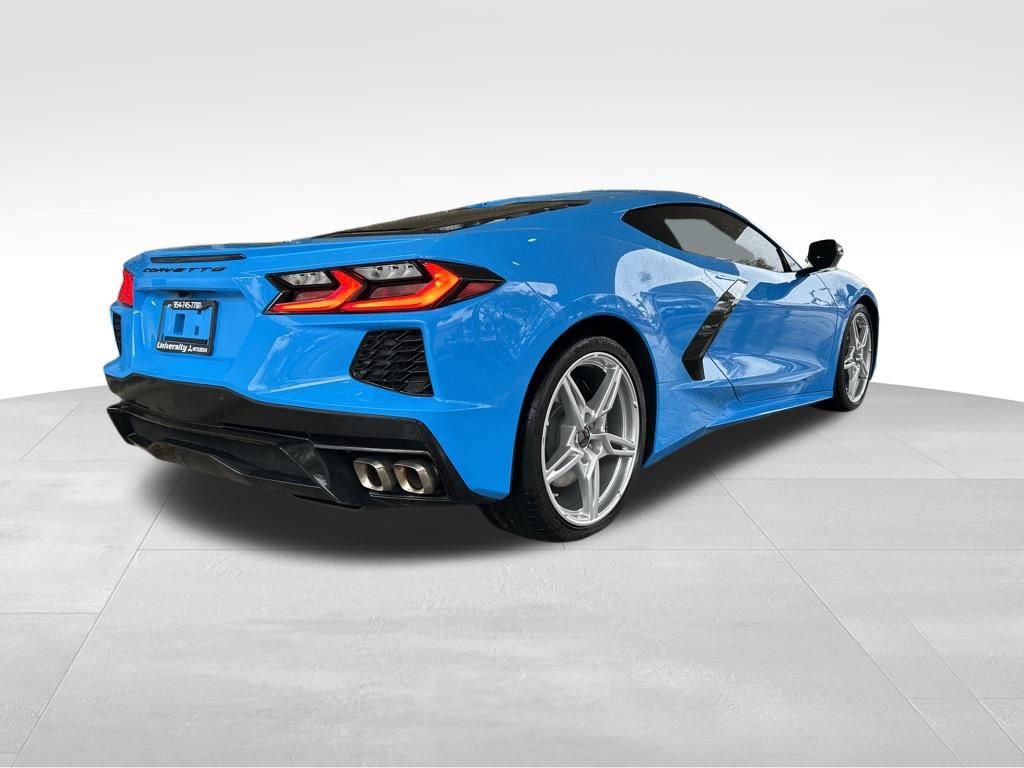 Used 2022 Chevrolet Corvette Stingray Preferred Cpe w/ 2LT image 3