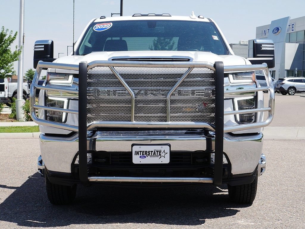 Used 2022 Chevrolet Silverado 3500 LTZ AWD/4WD image 8