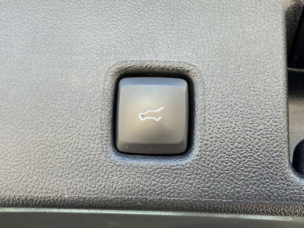 Used 2024 Ford Escape ST-Line Select w/ Tech Pack #1 AWD/4WD image 13