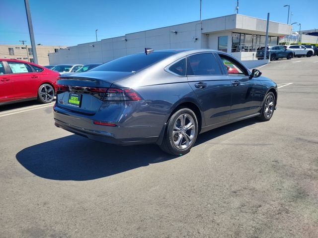 Used 2024 Honda Accord EX image 4