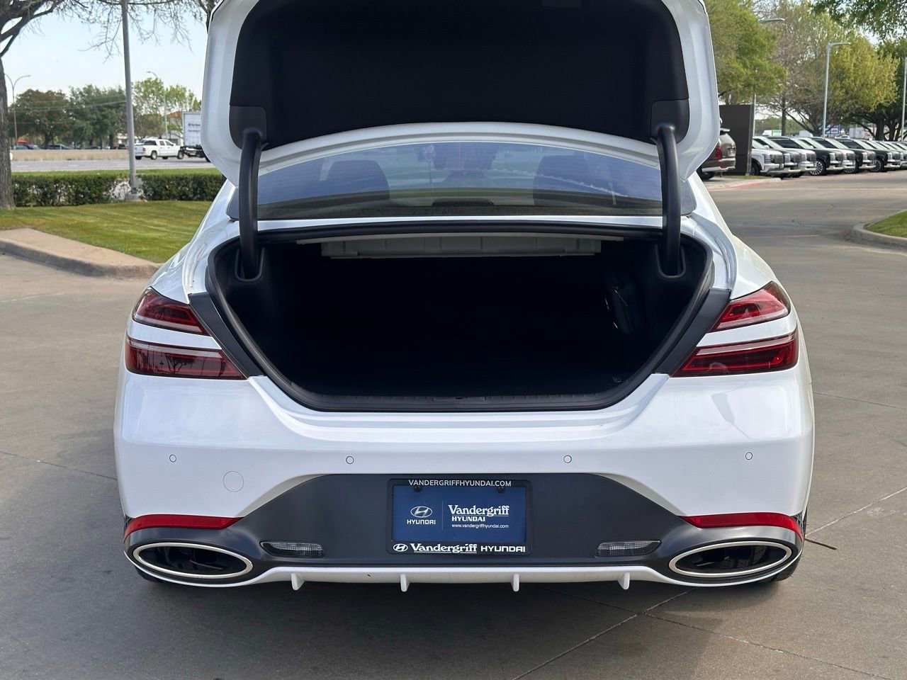 Used 2026 Genesis G70 3.3T Sport Prestige image 12