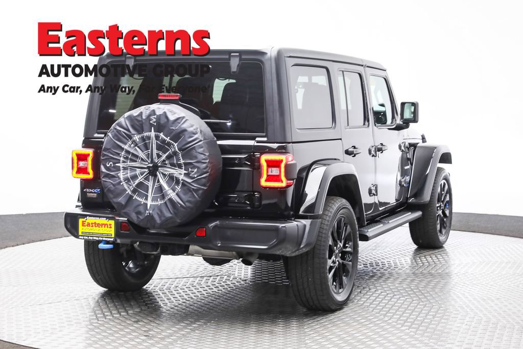 Used 2023 Jeep Wrangler Unlimited Sahara image 5