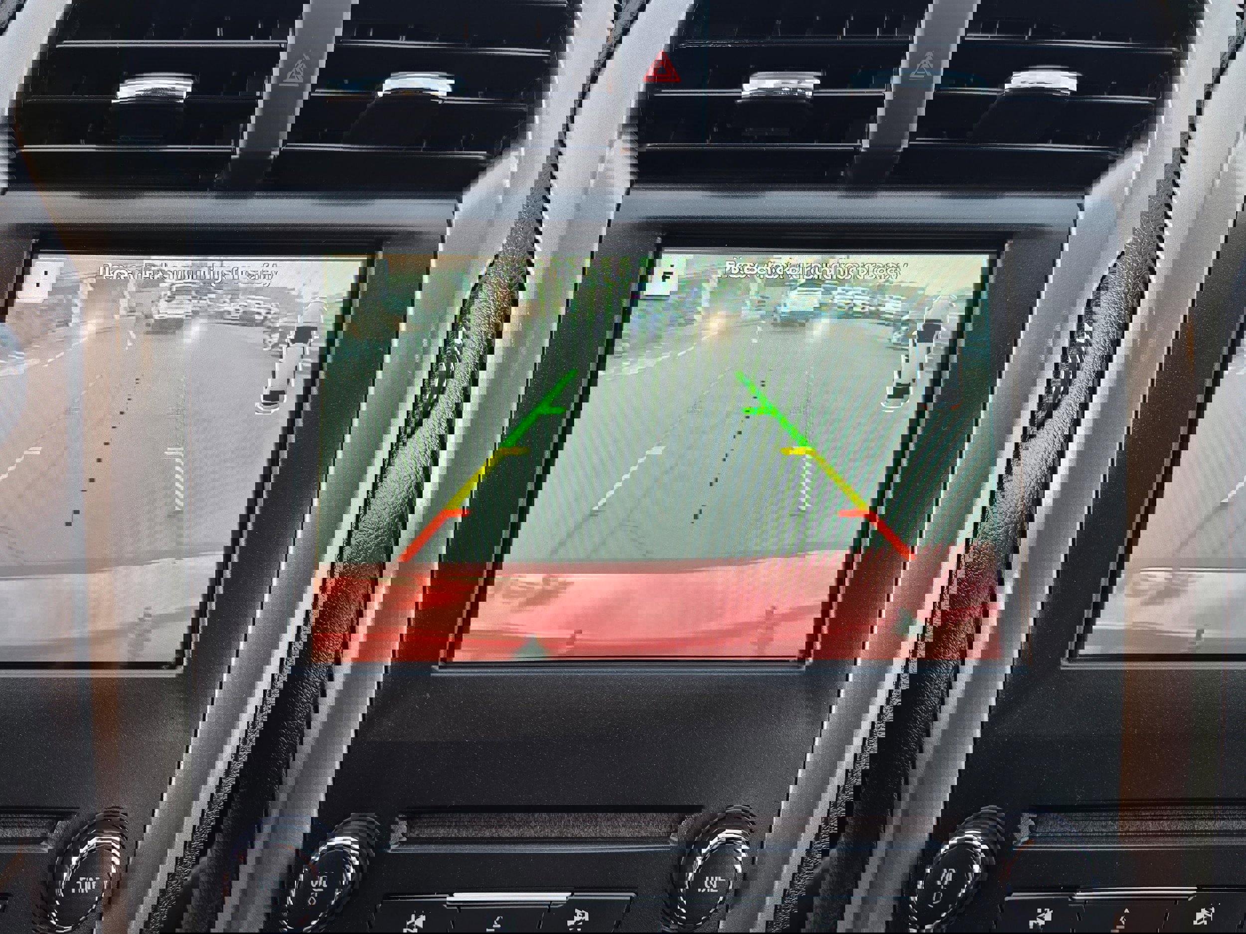 Used 2017 Ford Fusion SE w/ Equipment Group 201A image 18