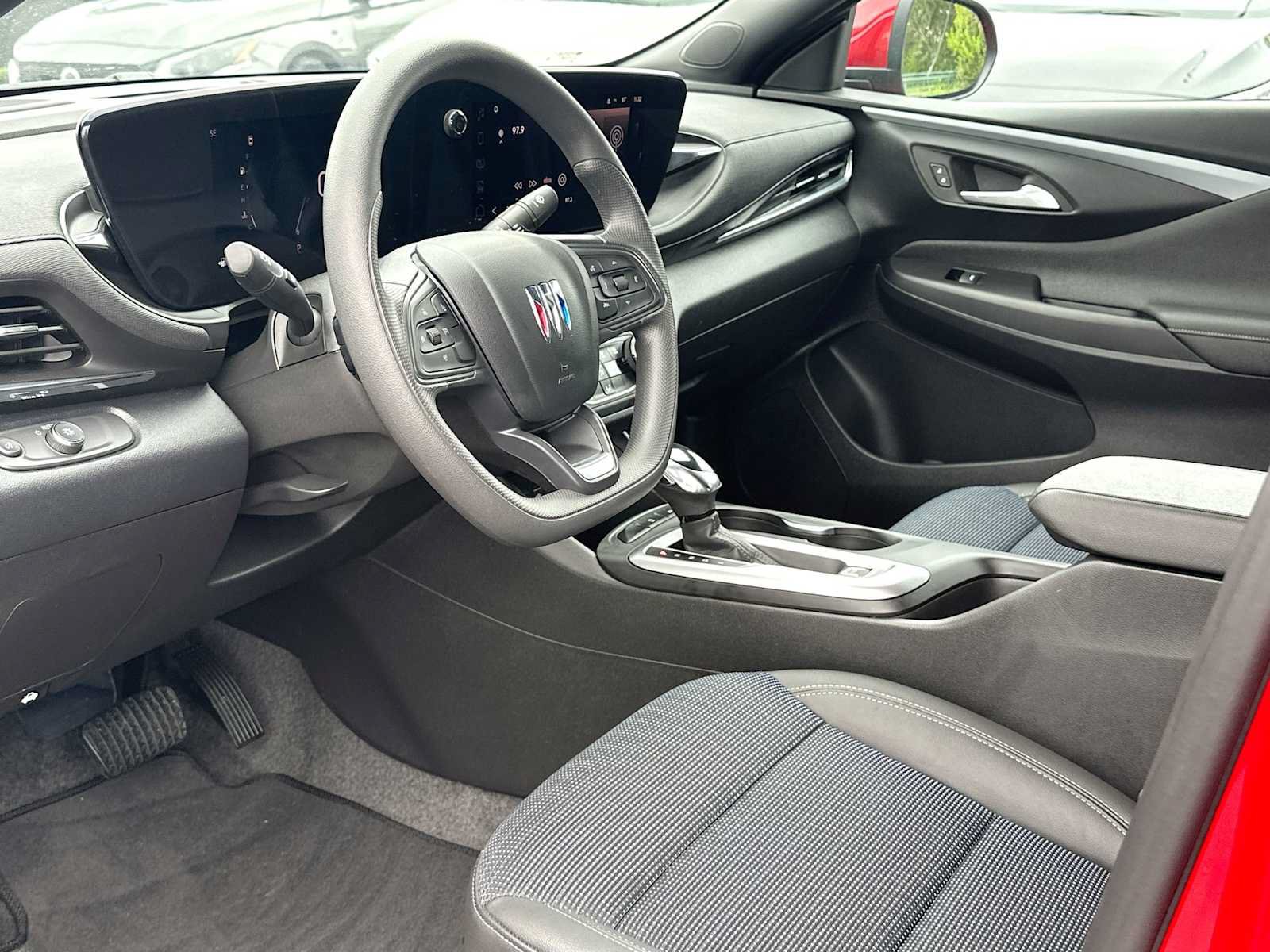 Used 2026 Buick Envista Preferred FWD image 18