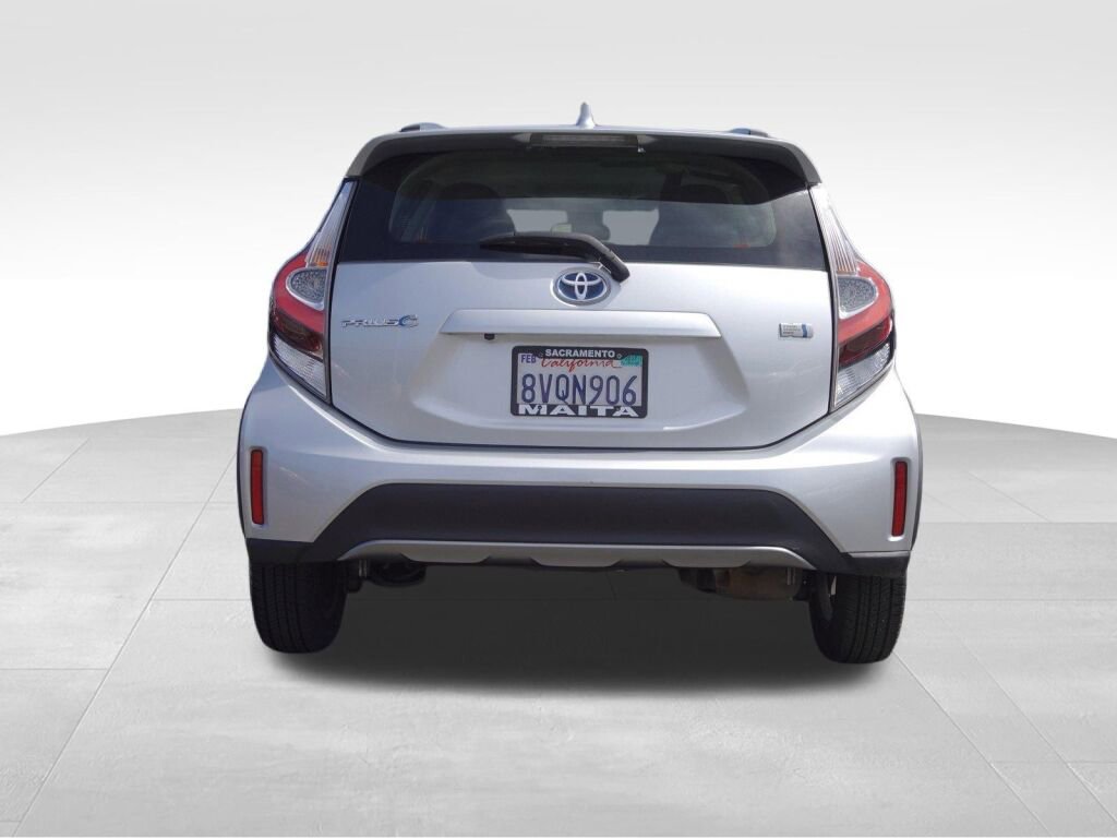 Certified 2019 Toyota Prius C FWD image 4
