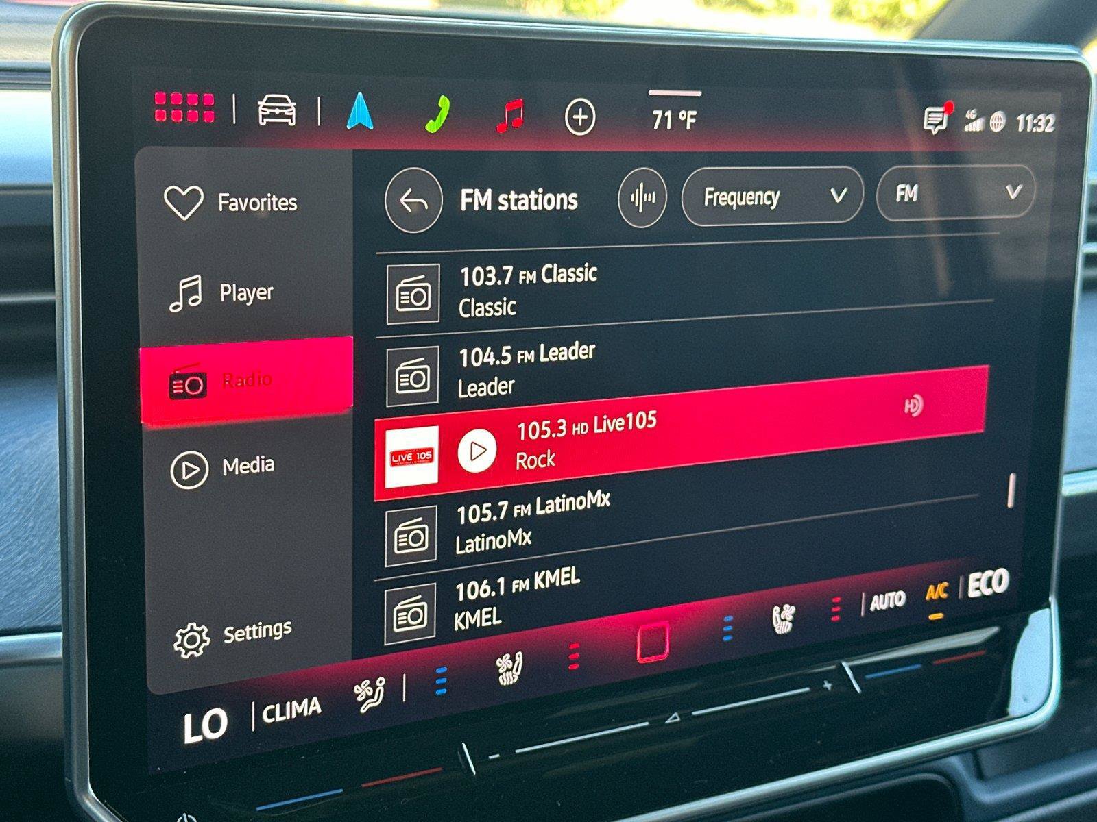 New 2025 Volkswagen ID. Buzz Pro S RWD image 18