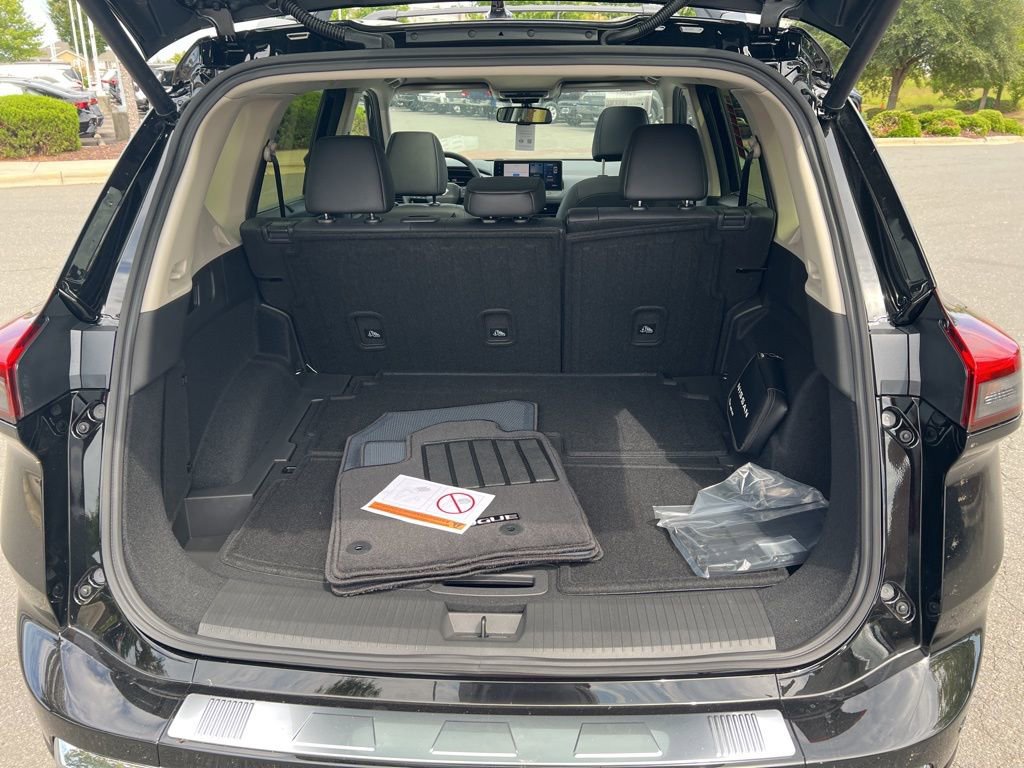 New 2026 Nissan Rogue Platinum image 33