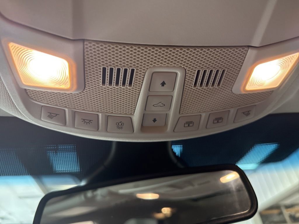 Used 2019 Ford Edge Titanium w/ Equipment Group 301A image 23