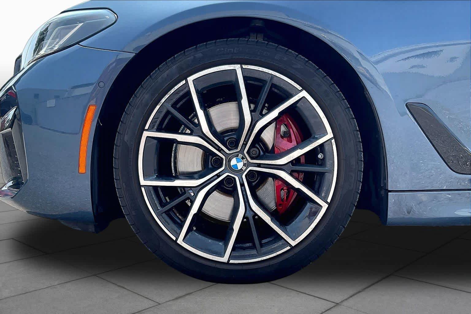 Used 2023 BMW 530i xDrive w/ M Sport Package AWD/4WD image 10