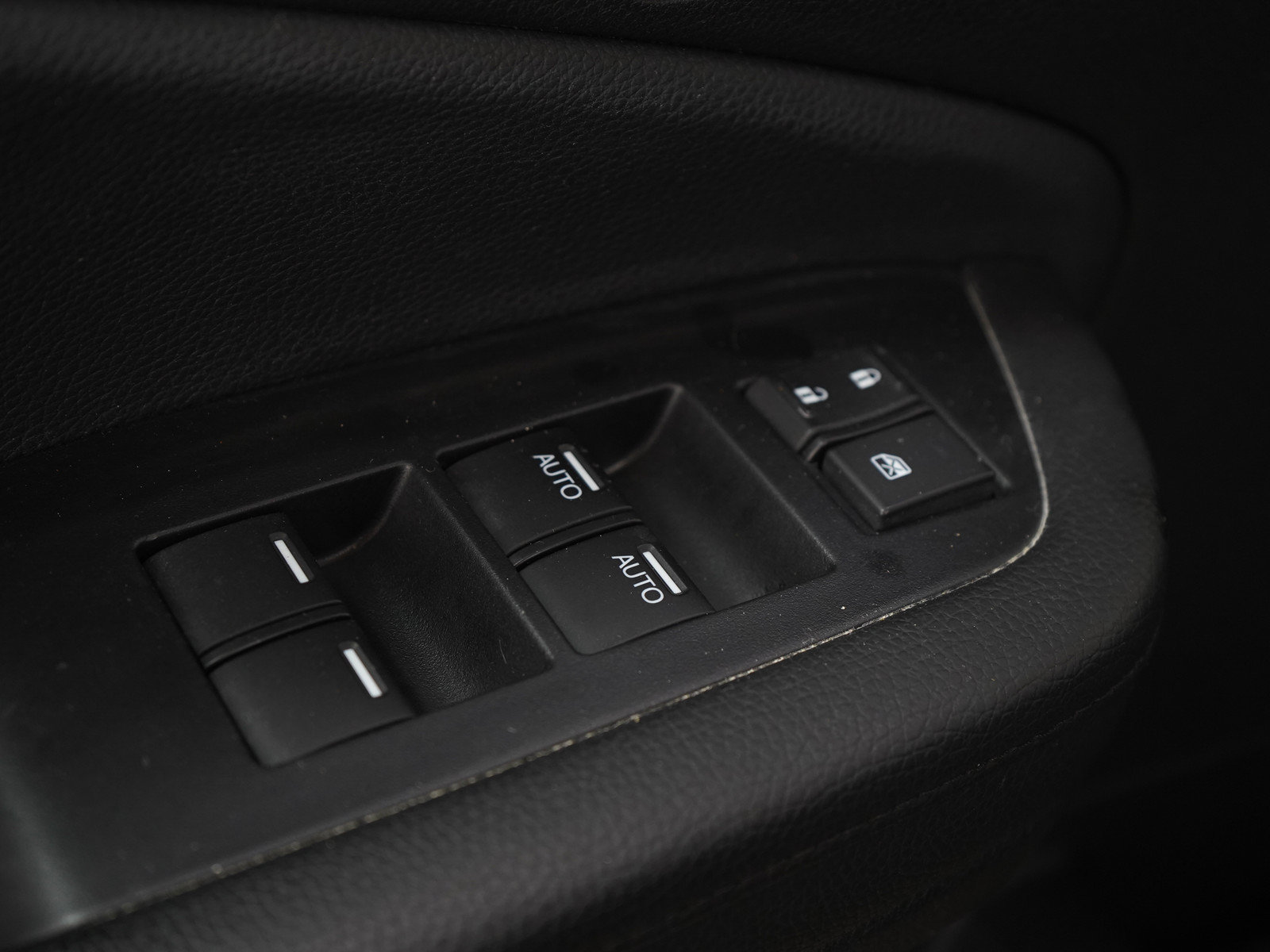 Used 2022 Honda Pilot Black Edition image 26