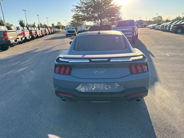 Used 2024 Ford Mustang GT Premium w/ GT Performance Package RWD image 5